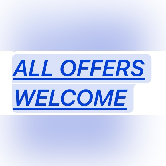 Cole Haan Black Leather Heels chunky heel 
Quiet luxury Holiday wedding - Picture 9 of 9